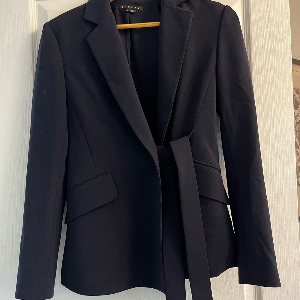 Theory Navy Blue Belted Notch-Lapel Blazer